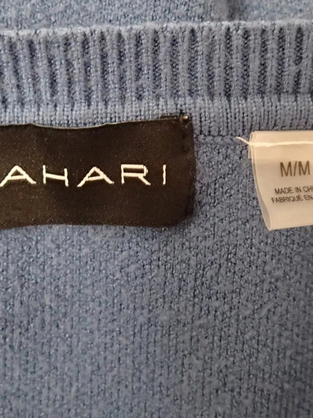 Tahari Men's Blue Sweater Size Medium